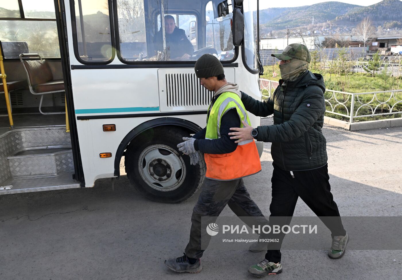 Рейд в Красноярске по выявлению незаконных мигрантов