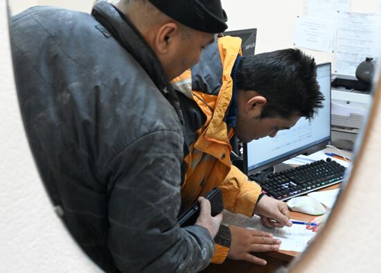 Рейд в Красноярске по выявлению незаконных мигрантов