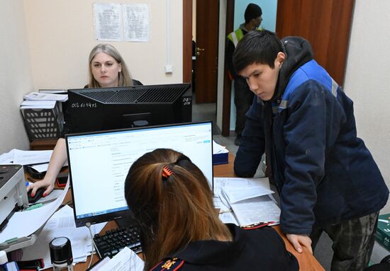 Рейд в Красноярске по выявлению незаконных мигрантов