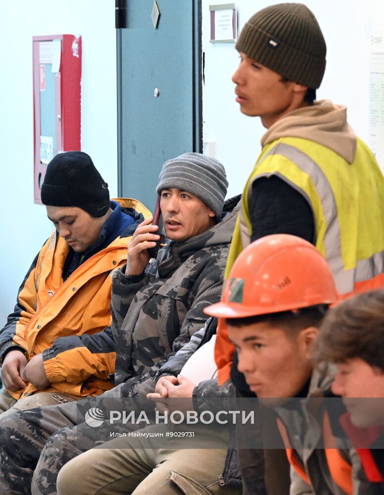 Рейд в Красноярске по выявлению незаконных мигрантов