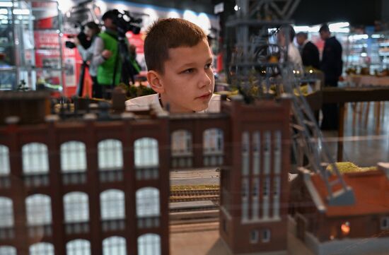 Выставка "Железнодорожная модель" на ВДНХ