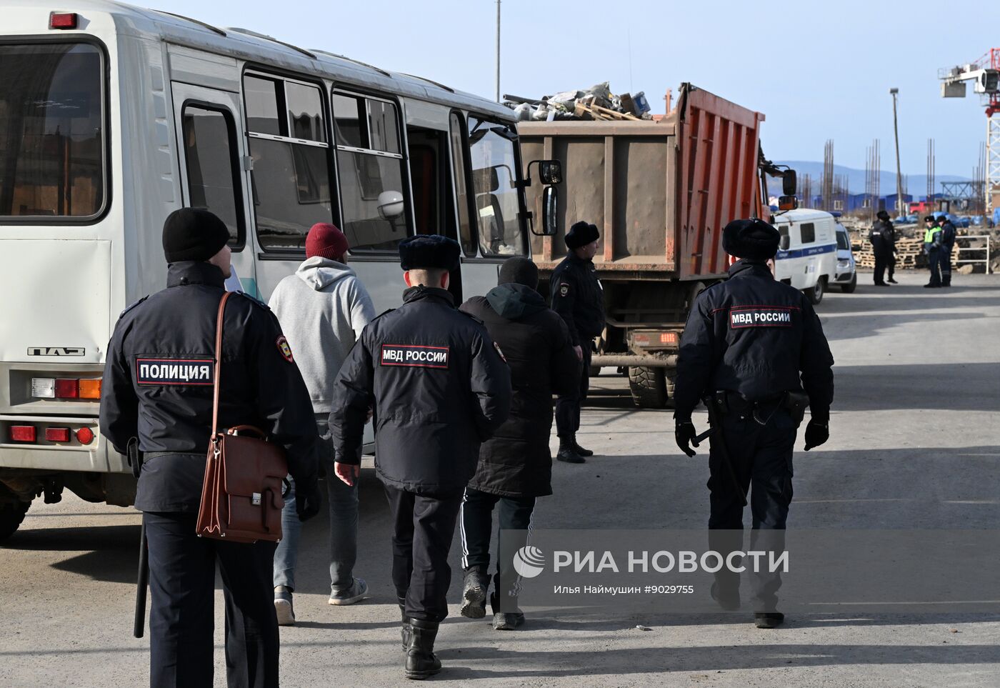 Рейд в Красноярске по выявлению незаконных мигрантов
