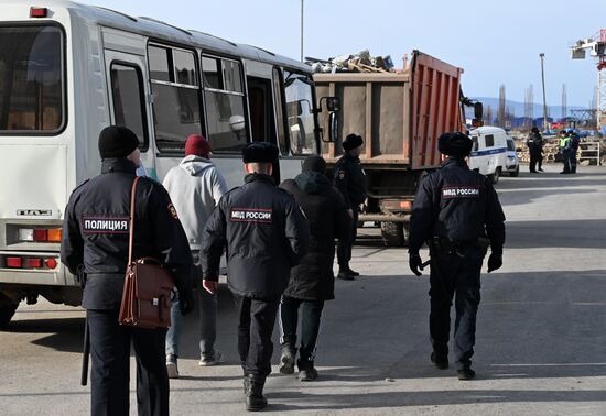 Рейд в Красноярске по выявлению незаконных мигрантов