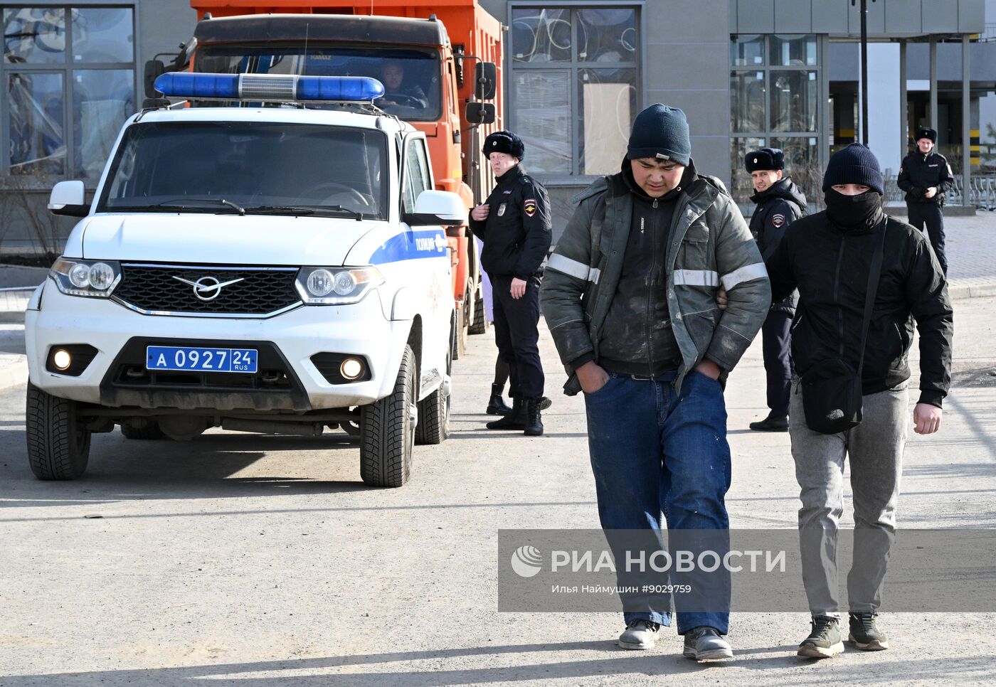 Рейд в Красноярске по выявлению незаконных мигрантов