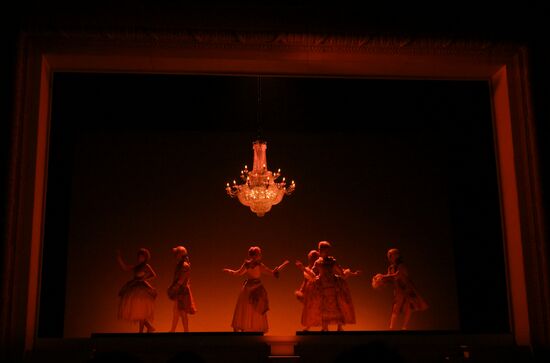 Спектакль "И будет театр!..." к юбилею Театра имени Пушкина