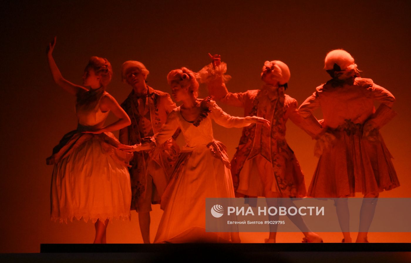 Спектакль "И будет театр!..." к юбилею Театра имени Пушкина