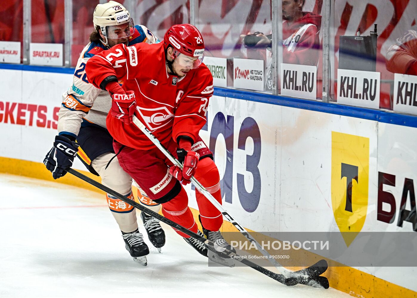 Хоккей. КХЛ. "Спартак" (Москва) - "Драконы" (Шанхай)
