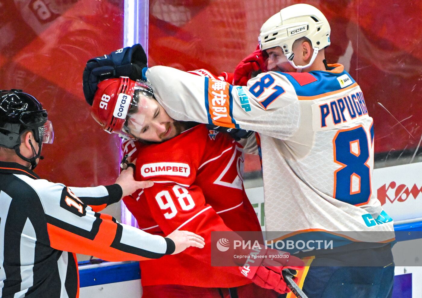 Хоккей. КХЛ. "Спартак" (Москва) - "Драконы" (Шанхай)