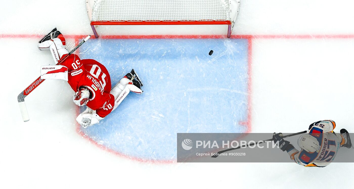 Хоккей. КХЛ. "Спартак" (Москва) - "Драконы" (Шанхай)