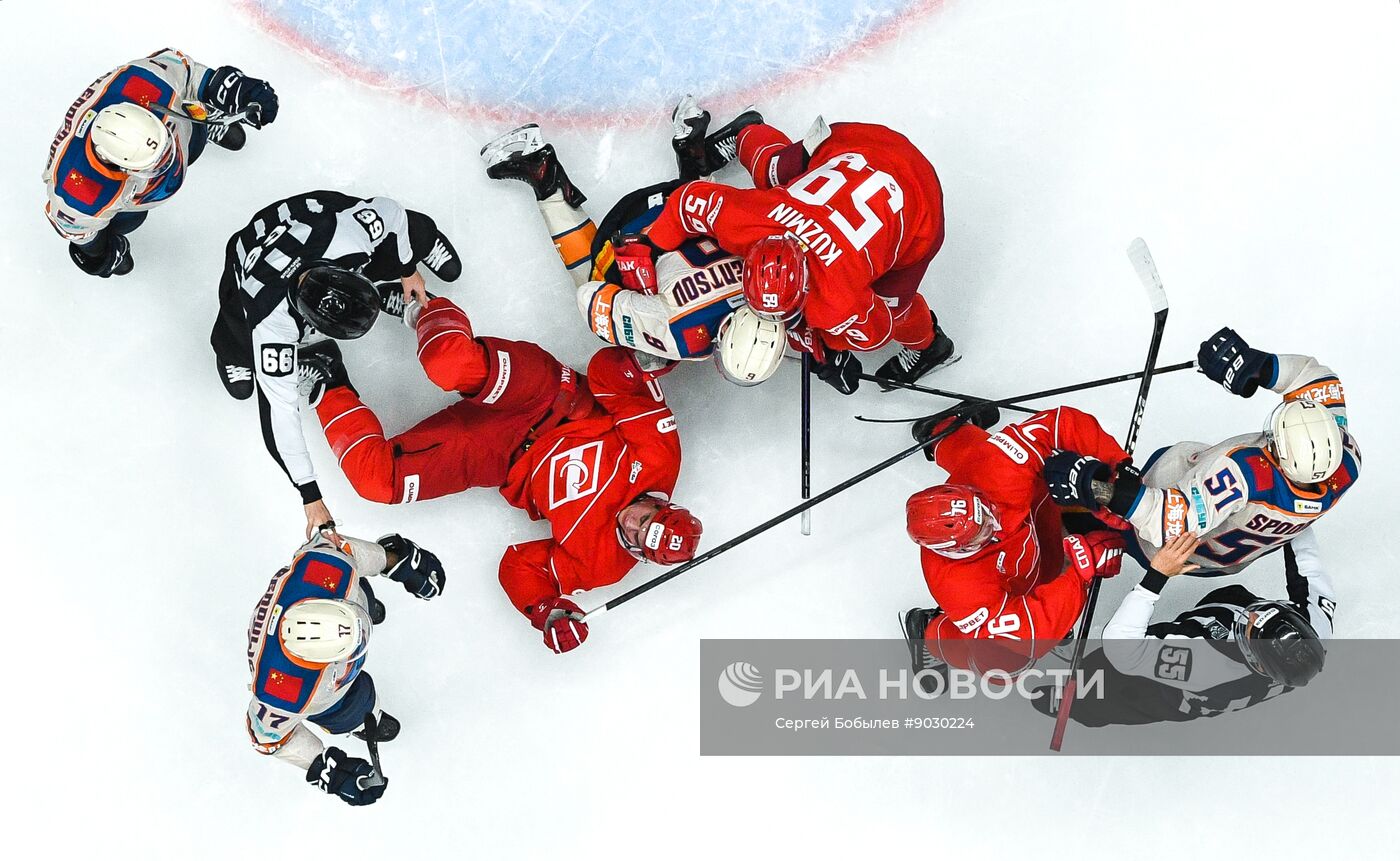 Хоккей. КХЛ. "Спартак" (Москва) - "Драконы" (Шанхай)