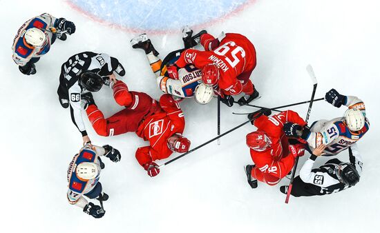 Хоккей. КХЛ. "Спартак" (Москва) - "Драконы" (Шанхай)