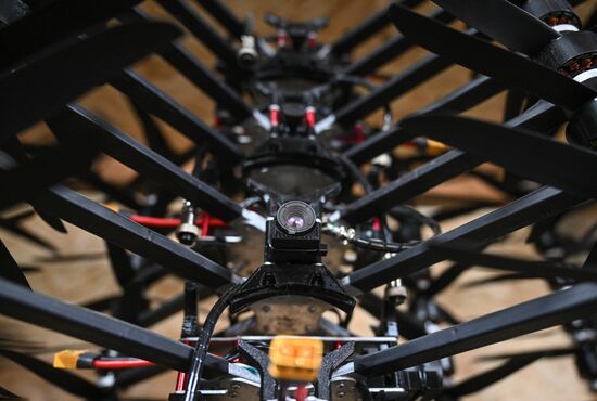 Лаборатория по ремонту и сборке БПЛА группировки "Центр"