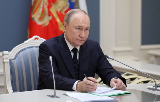 Верховный главнокомандующий Владимир Путин провёл тренировку стратегических ядерных сил