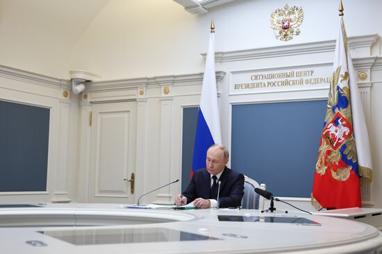 Верховный главнокомандующий Владимир Путин провёл тренировку стратегических ядерных сил