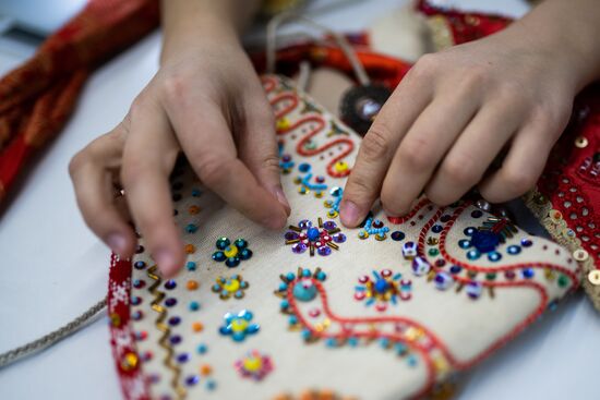 Производство современных кокошников в Москве 