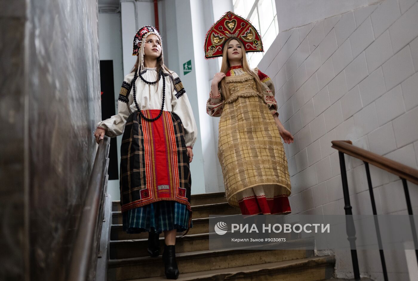 Производство современных кокошников в Москве 