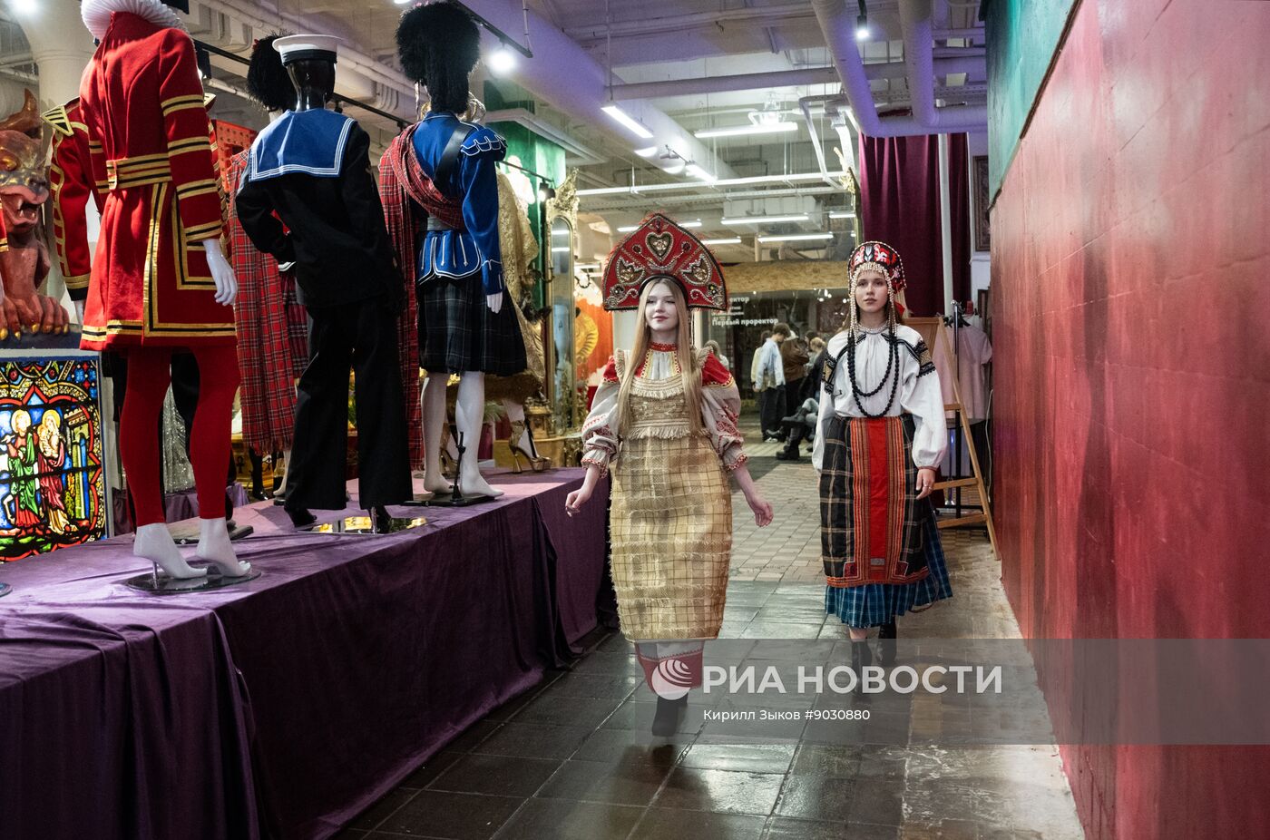 Производство современных кокошников в Москве 