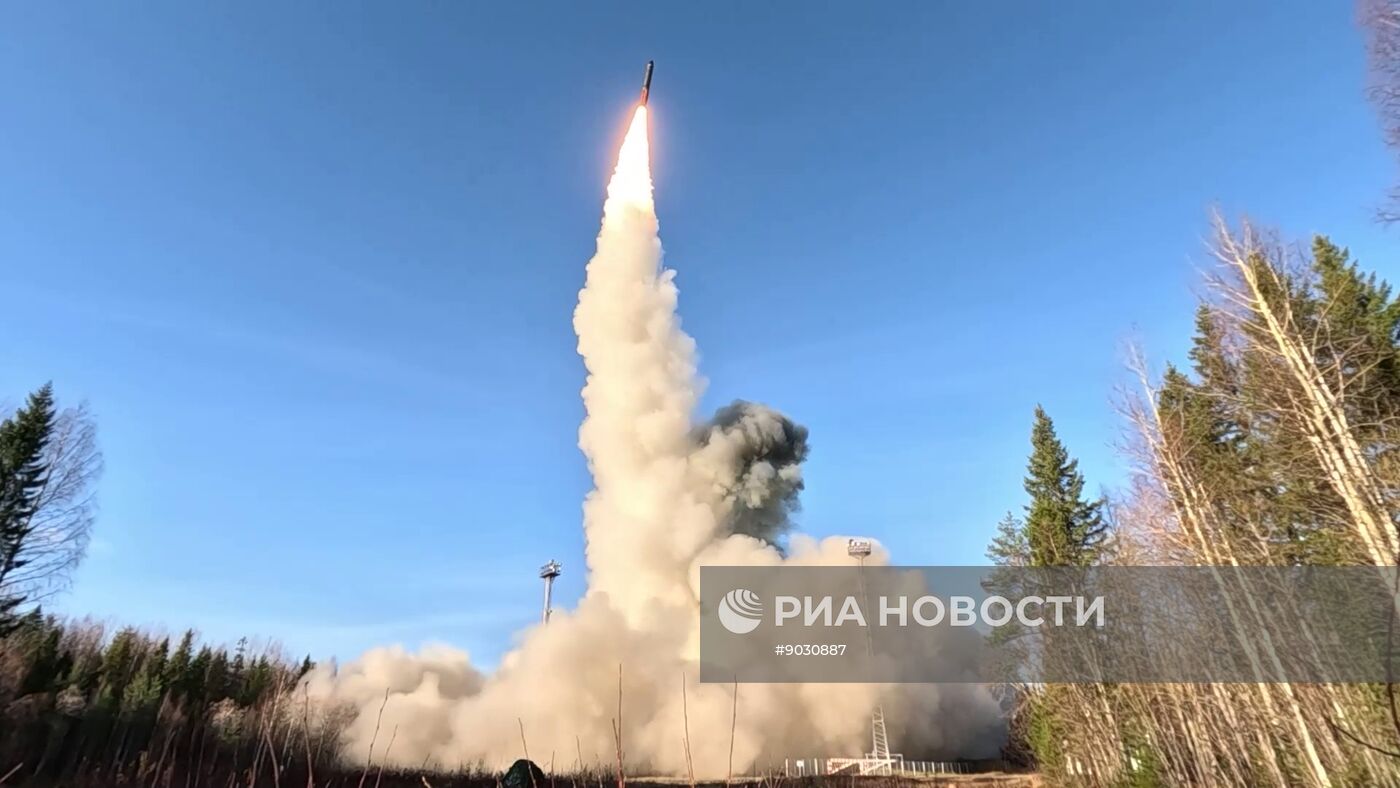 Президент Владимир Путин провёл тренировку стратегических ядерных сил