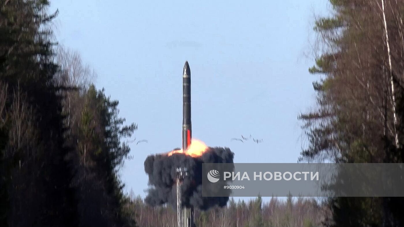 Президент Владимир Путин провёл тренировку стратегических ядерных сил