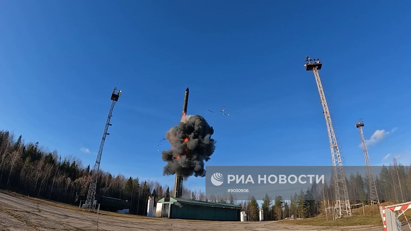 Президент Владимир Путин провёл тренировку стратегических ядерных сил