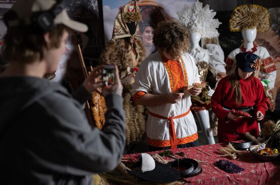 Производство современных кокошников в Москве 