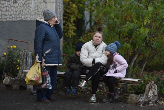 Последствия обстрела ВСУ по ДНР