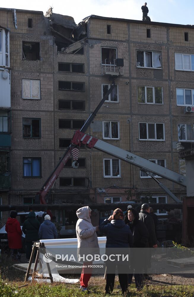 Последствия обстрела ВСУ по ДНР