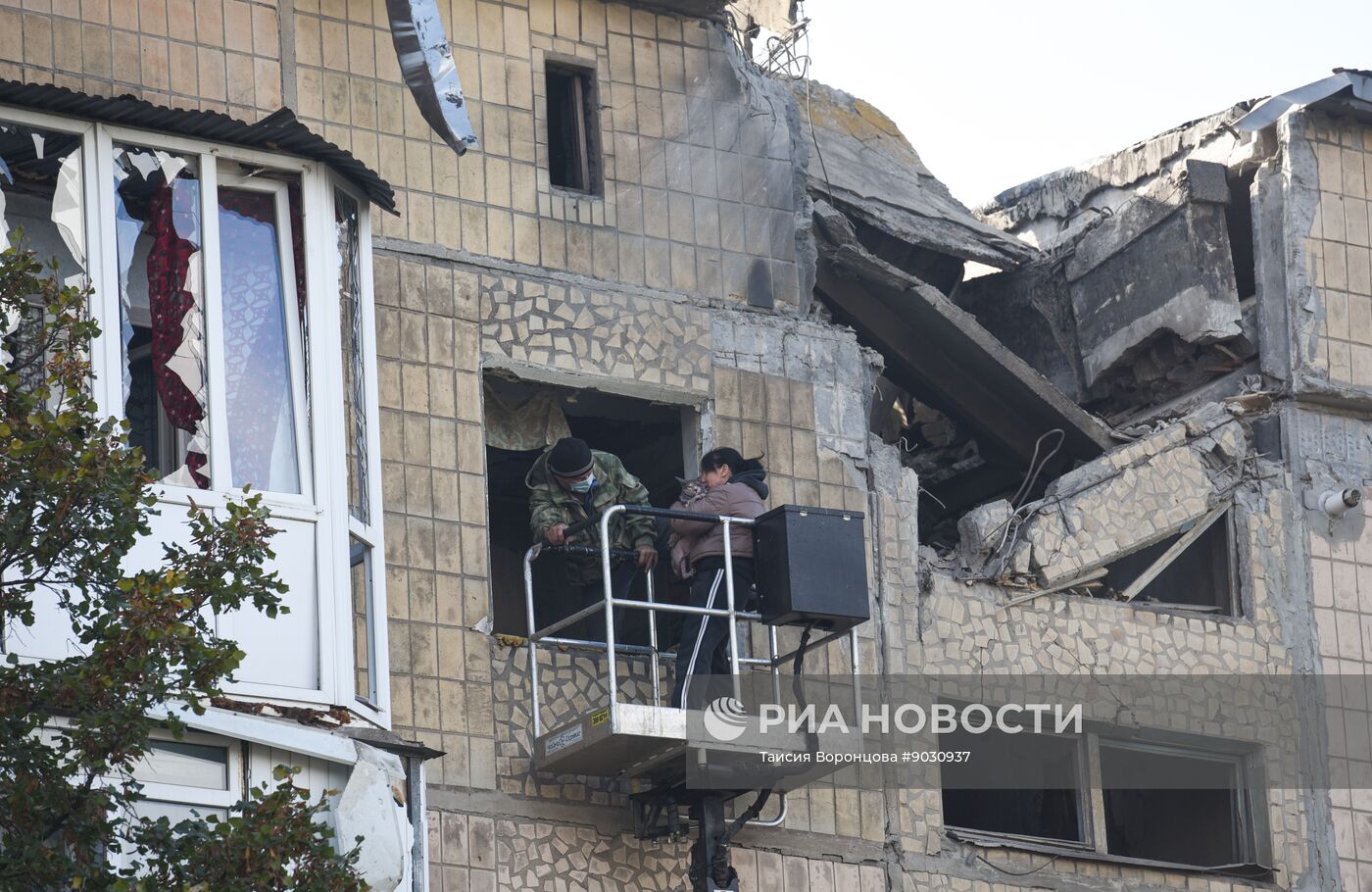 Последствия обстрела ВСУ по ДНР