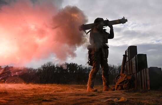 Тренировка подразделения спецназа группировки "Центр"