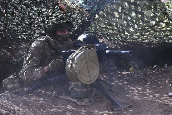 Тренировка подразделения спецназа группировки "Центр"