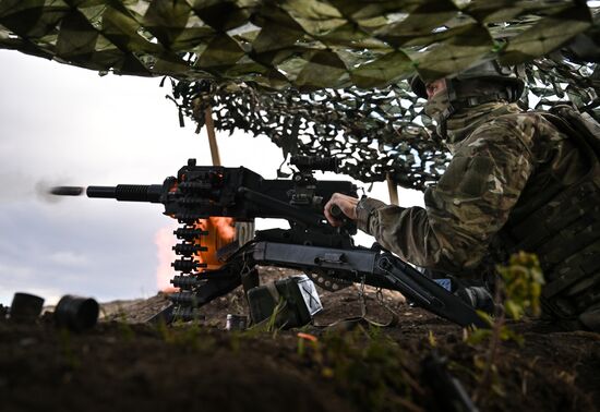 Тренировка подразделения спецназа группировки "Центр"