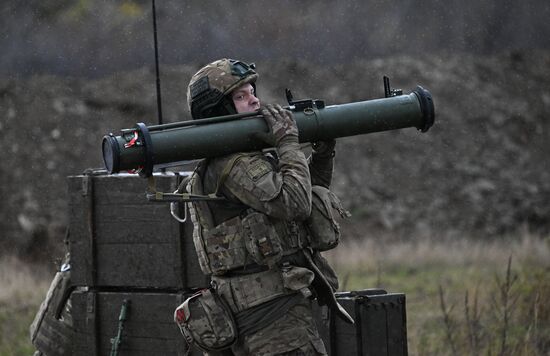 Тренировка подразделения спецназа группировки "Центр"