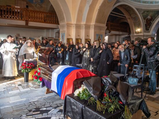 Прощание с военкором РИА Новости Иваном Зуевым