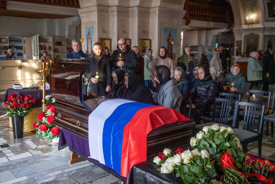 Прощание с военкором РИА Новости Иваном Зуевым