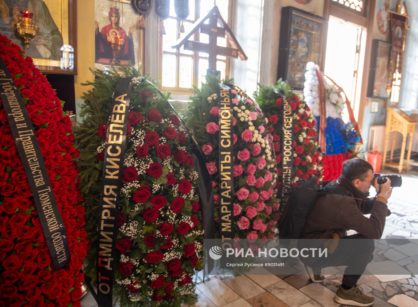 Прощание с военкором РИА Новости Иваном Зуевым