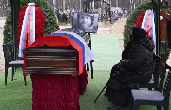 Прощание с военкором РИА Новости Иваном Зуевым