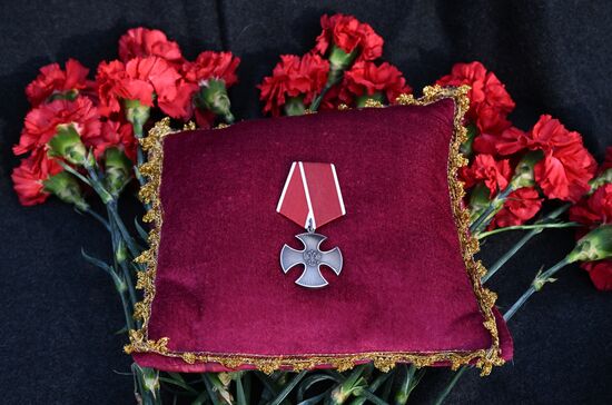 Прощание с военкором РИА Новости Иваном Зуевым