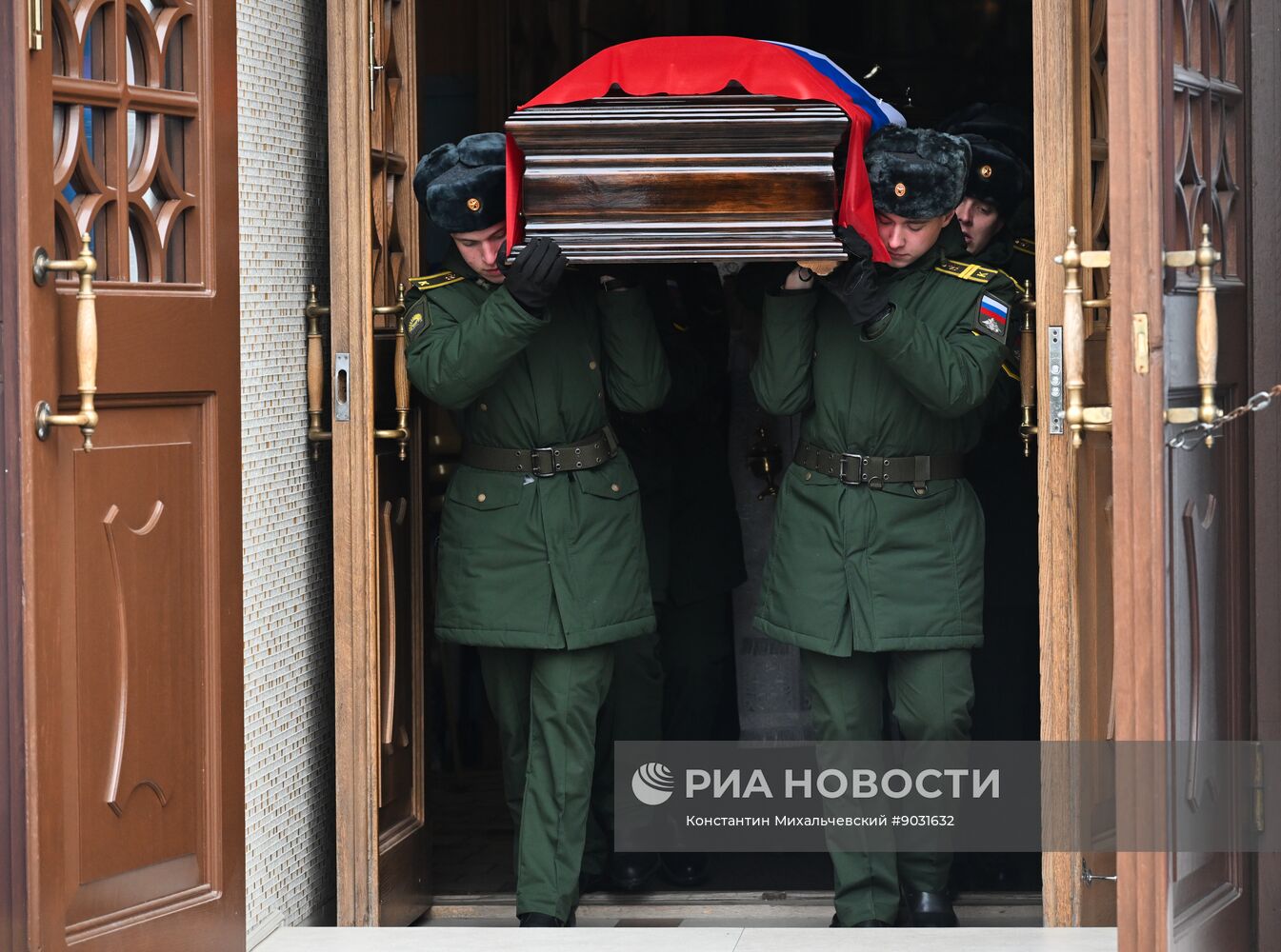 Прощание с военкором РИА Новости Иваном Зуевым