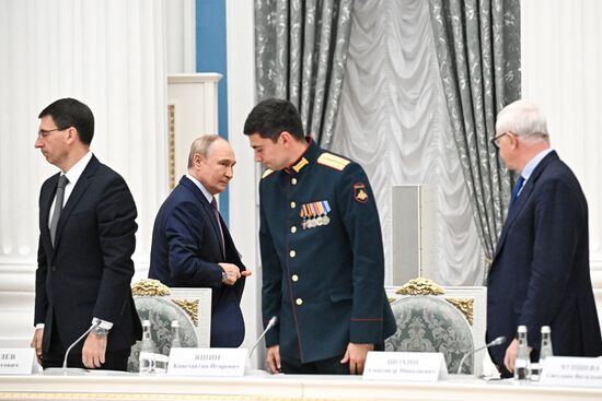 Заседание Совета при президенте РФ по реализации государственной демографической и семейной политики