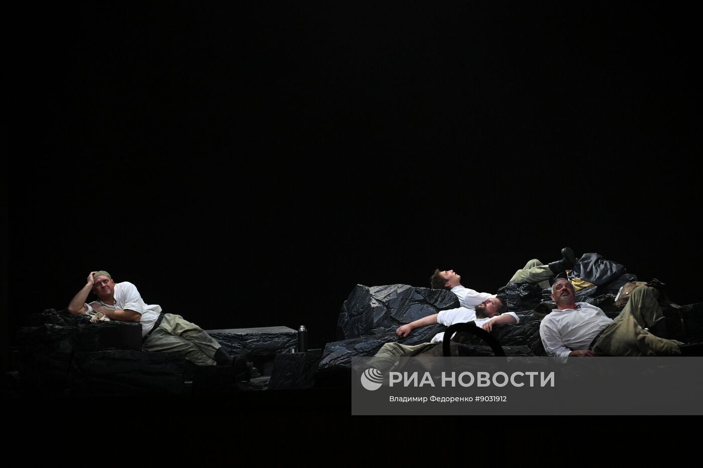 Спектакль "Игра интересов" в РАМТ