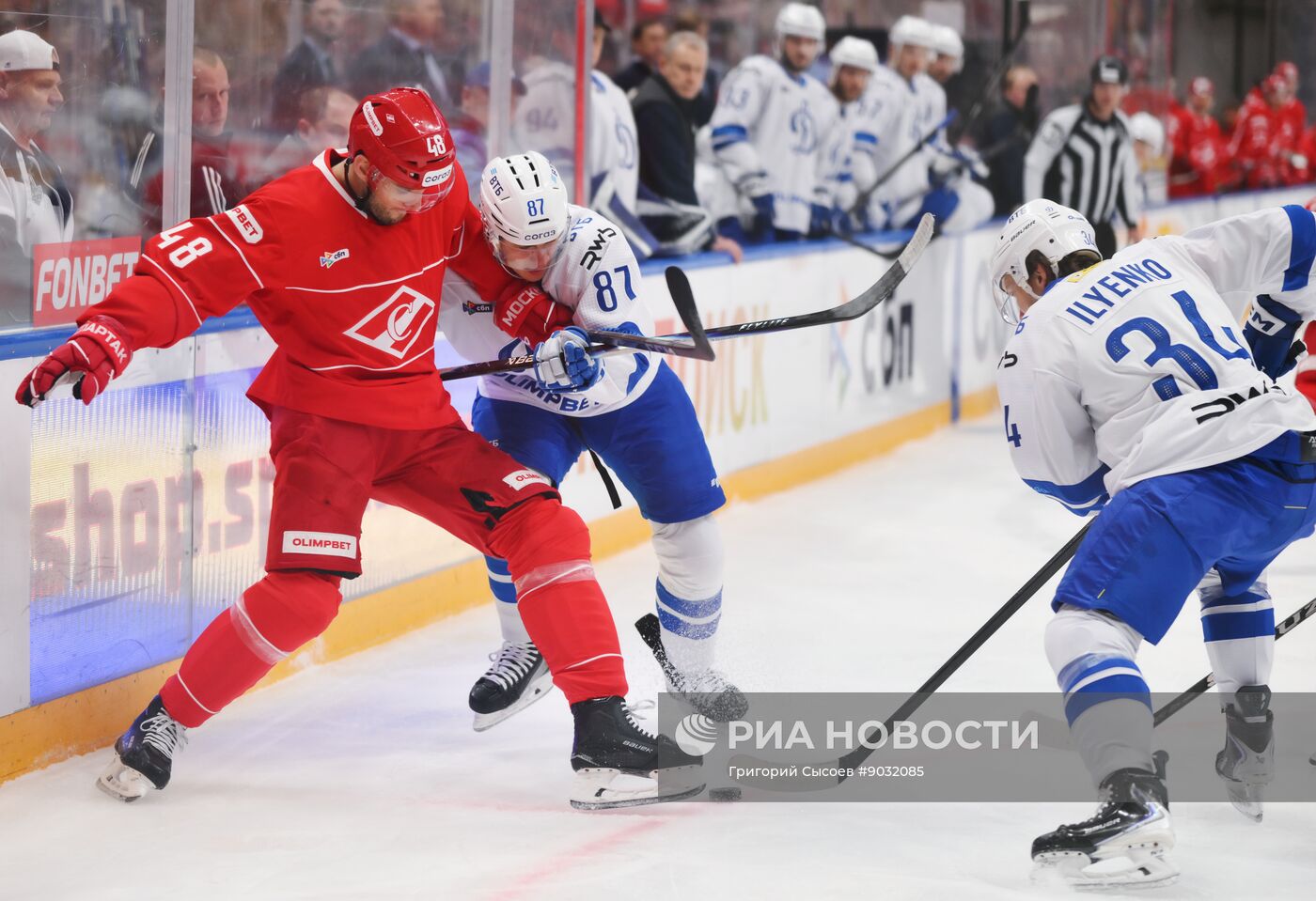 Хоккей. КХЛ. "Спартак" (Москва) - "Динамо" (Москва)