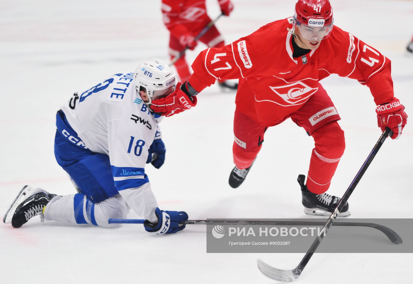 Хоккей. КХЛ. "Спартак" (Москва) - "Динамо" (Москва)