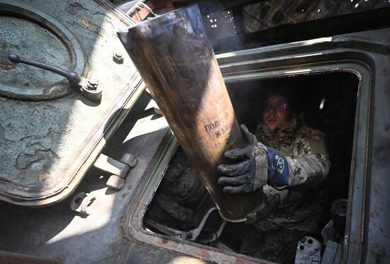 Боевая работа САУ "Мста-С" группировки "Центр"