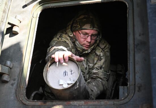 Боевая работа САУ "Мста-С" группировки "Центр"