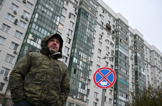 Последствия попадания БПЛА в жилой дом в подмосковном Красногорске