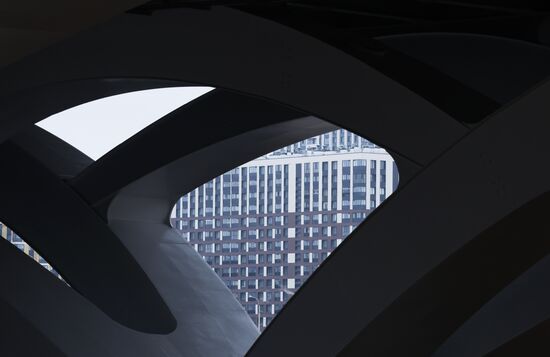 Строительная площадка Большого Смоленского моста в Санкт-Петербурге