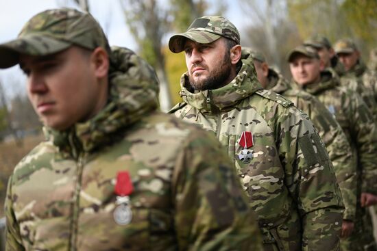 Награждение бойцов спецназа группировки "Центр"