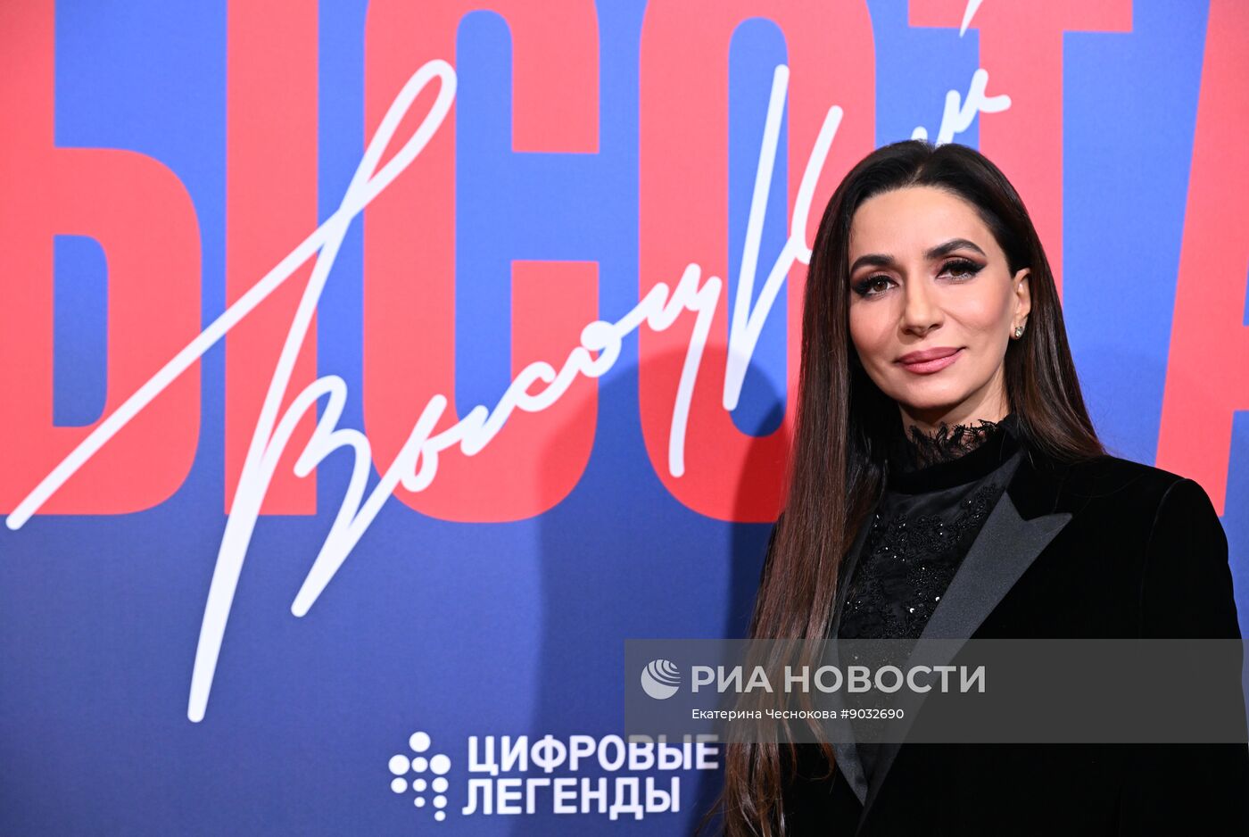 Премьера музыкального шоу цифровых аватаров "Высоцкий. Высота"