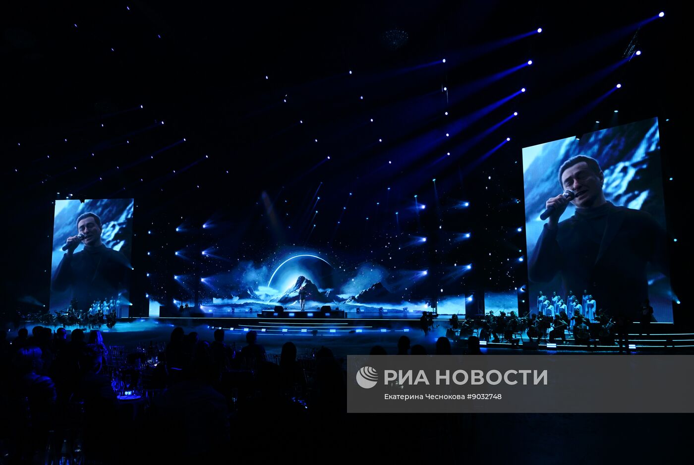 Премьера музыкального шоу цифровых аватаров "Высоцкий. Высота"