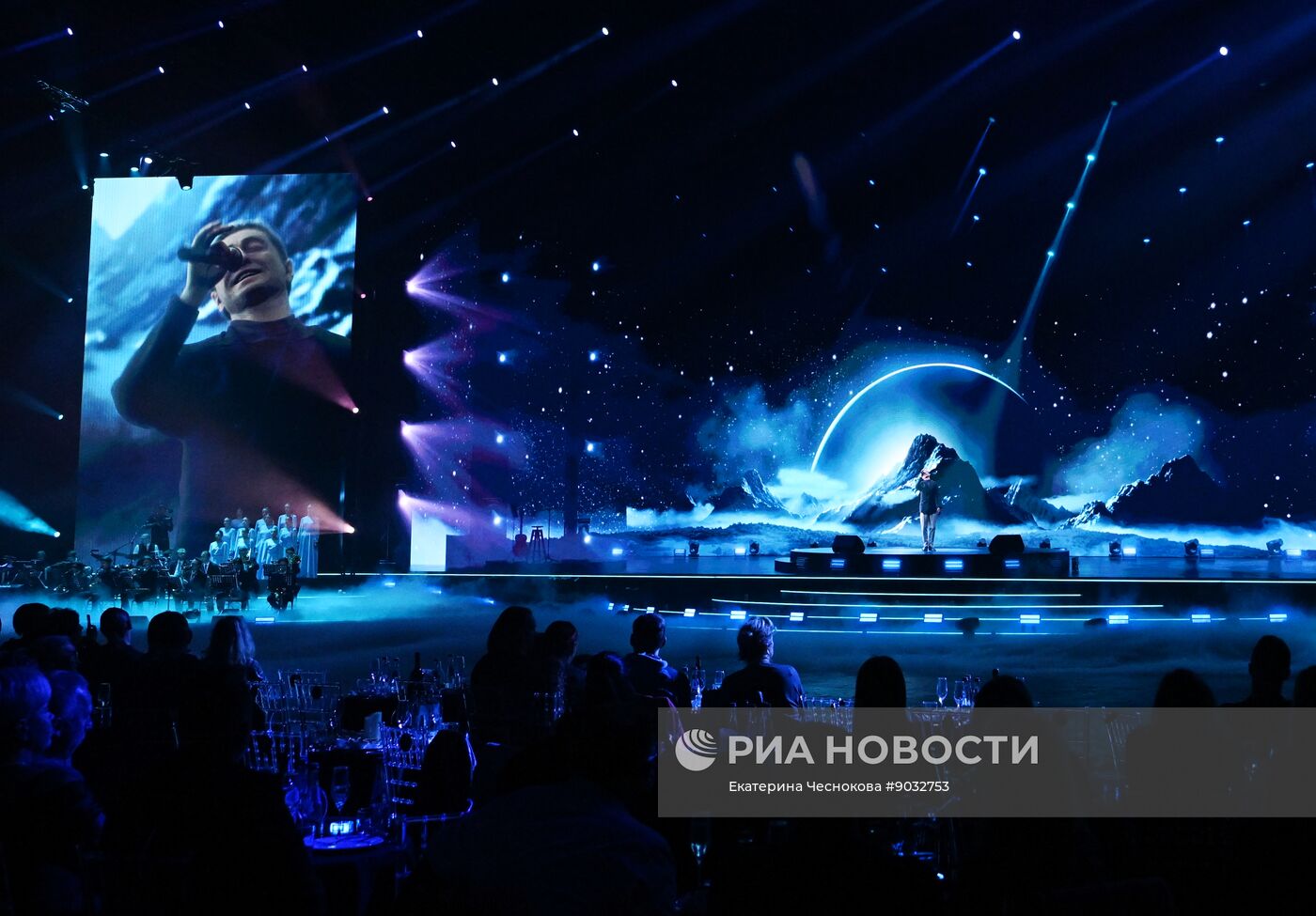 Премьера музыкального шоу цифровых аватаров "Высоцкий. Высота"